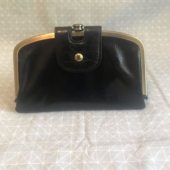 HOBO Bags Hobo International Halo Wallet In Vintage Hide Black
